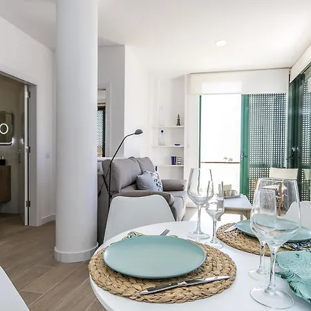 Eden Coastal Retreat Apartment *