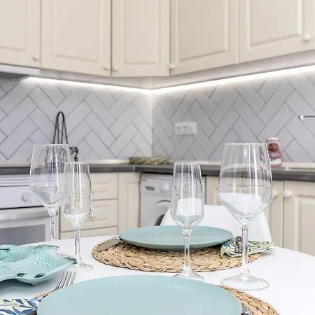 Eden Coastal Retreat Apartment *