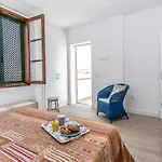 Eden Coastal Retreat *