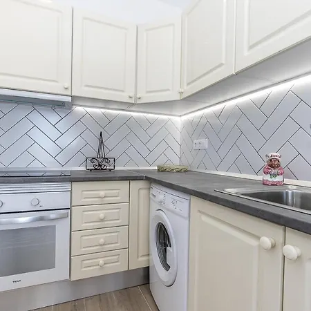 شقة Eden Coastal Retreat